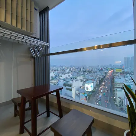 Triostay Vinh Hoi Apartment - Elegant Near City Highlights!-3